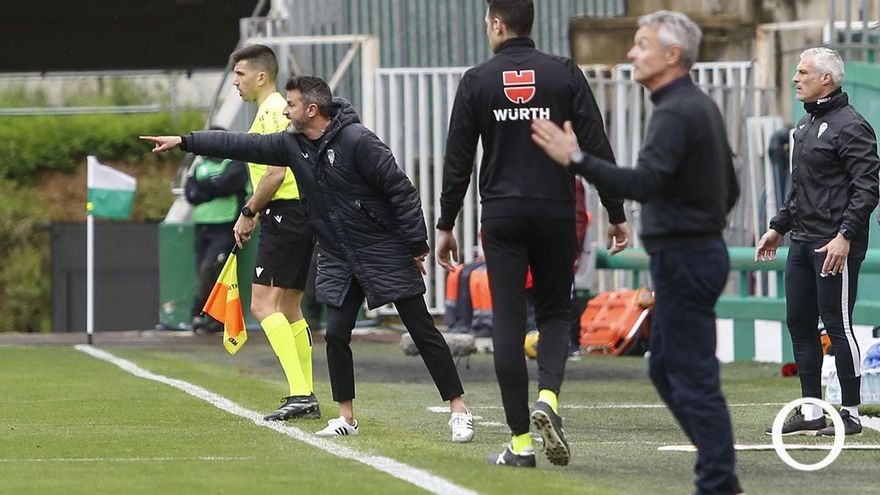 Iván Ania: "No podemos limitarnos a nosotros mismos"