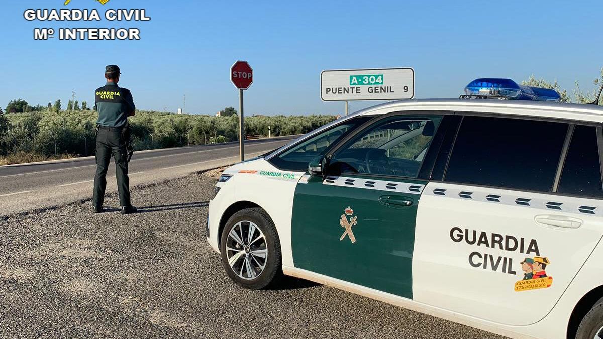 Condenado por agredir a un guardia civil en Puente Genil cuando era detenido