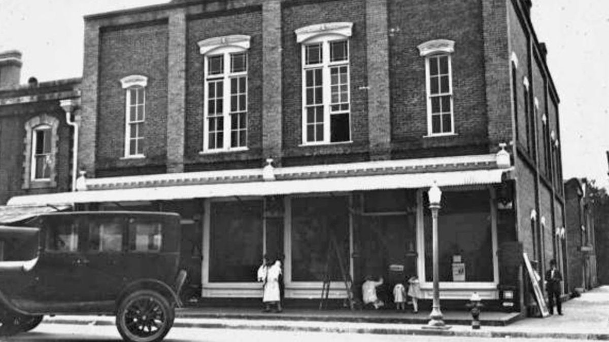 El legado de Coca-Cola sigue presente en la identidad económica de Quincy