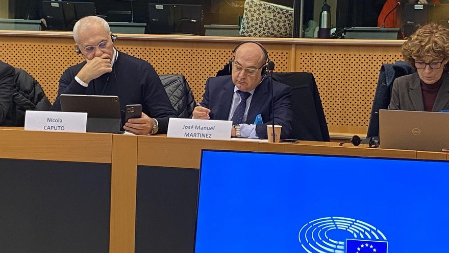 Antifraude sancionará al director andaluz de Pesca por incompatibilidad del cargo con la concesión de subvenciones