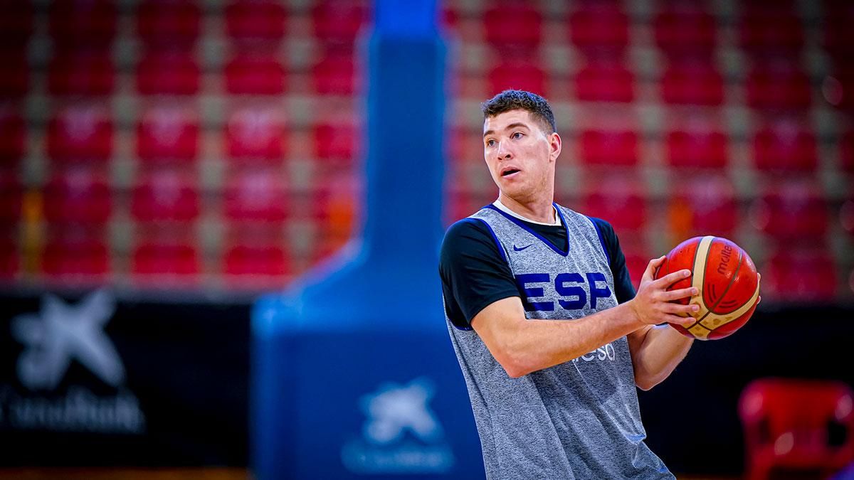 Entrenamiento de la selección española de baloncesto abierto a escolares cordobeses