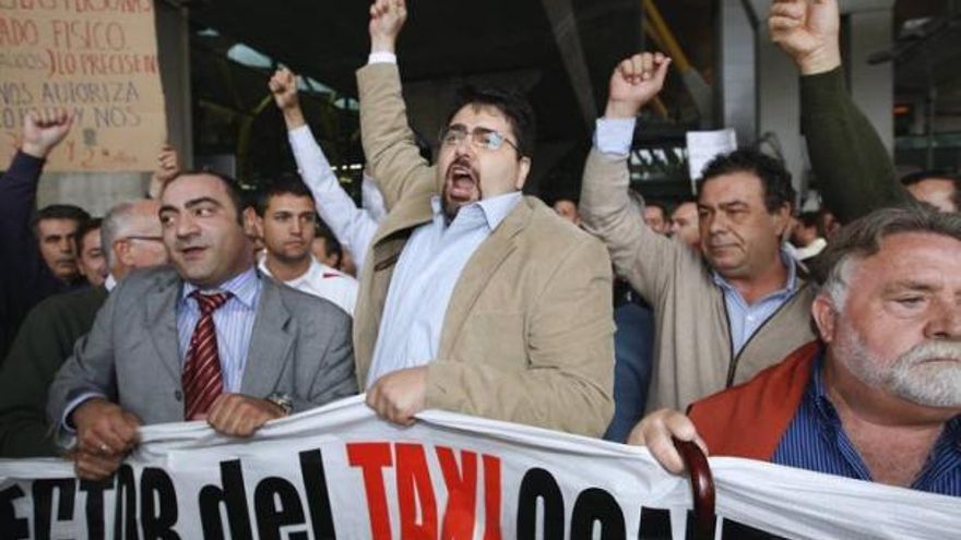 José Antonio Parrondo, exjefe del taxi, rey de las VTC y perseguido por la justicia