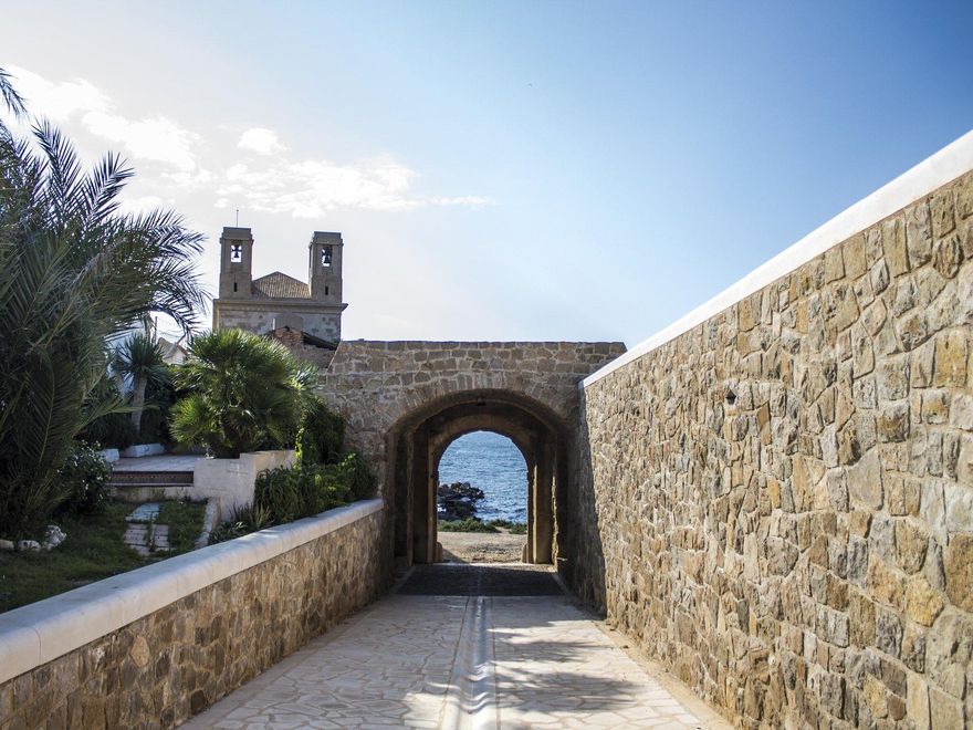 Puerta de San Miguel. Servía para conectar la ciudadela con el antiguo puerto de Tabarca.