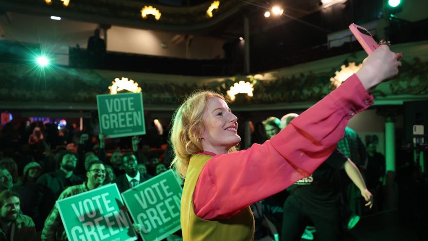 Terremoto en la política británica desde la izquierda: el triunfo de los verdes pone en apuros a Starmer y abre una nueva era
