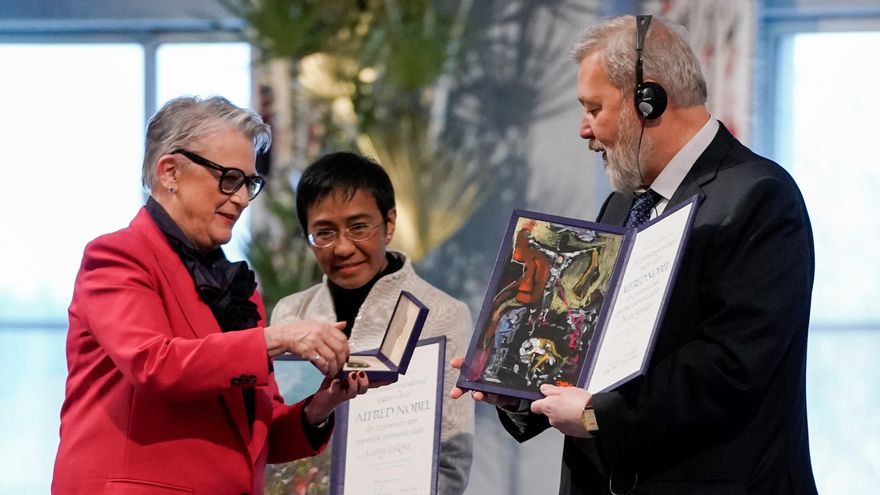 Ressa y Muratov homenajean a la libertad de expresión al recibir Nobel de Paz EFE/EPA/Stian Lysberg Solum / POOL