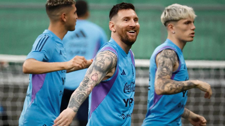 Scaloni sobre el futuro de Messi: "Es prudente, no vende humo y no miente"