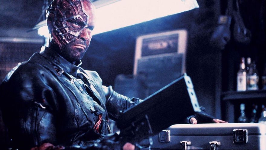 Razones para recordar ‘Acción mutante’: el violento esperpento futurista de Álex de la Iglesia