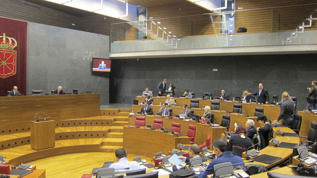 Navarra sube el IRPF a las rentas más altas y modifica los impuestos de Patrimonio y Sociedades