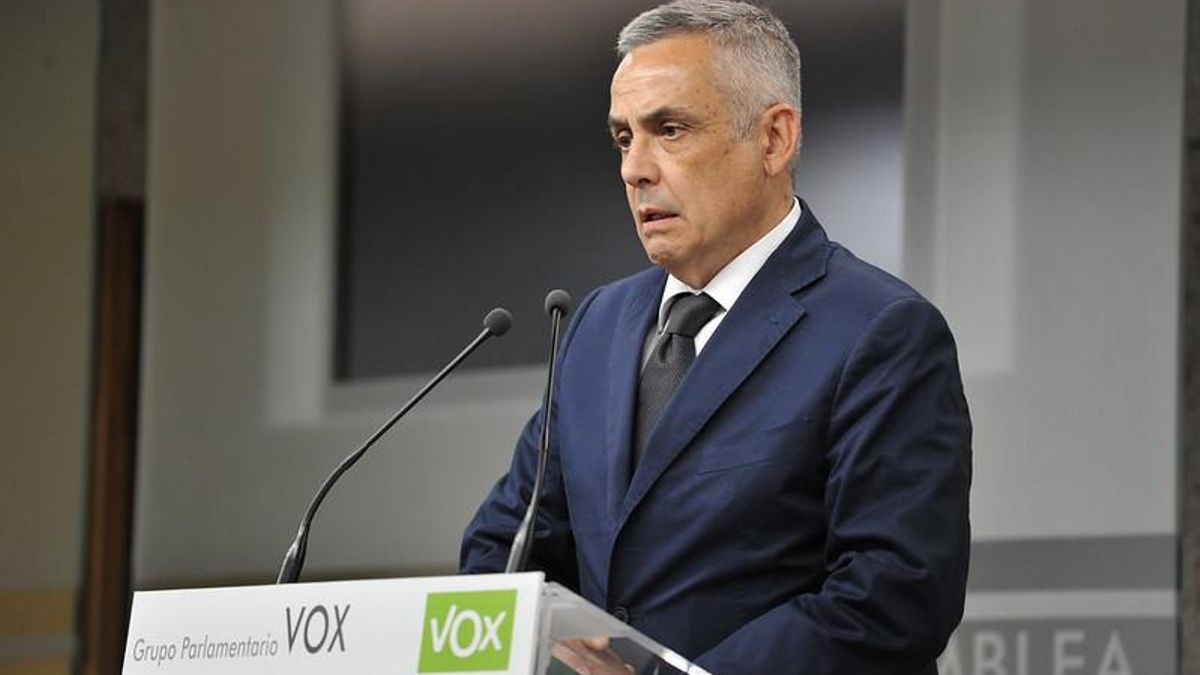 El presidente del Grupo Parlamentario Vox en la Asamblea de Extremadura, Ángel Pelayo Gordillo