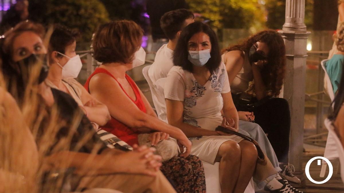 Desfile de la nueva colección de Hugo Clavelina