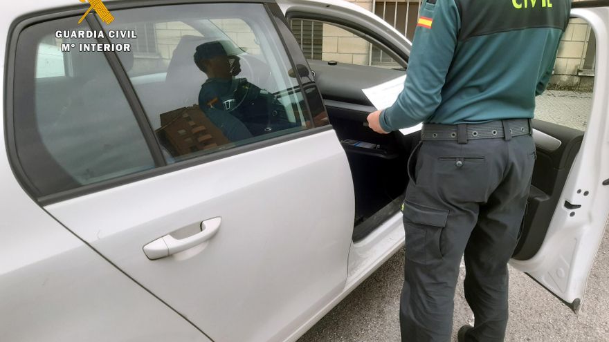 Rdo. Nota De Prensa Guardia Civil (Detenido Presunto Autor De 7 Repostajes Que No Pago, Utilizando En El Vehículo Matrículas Sustraídas)