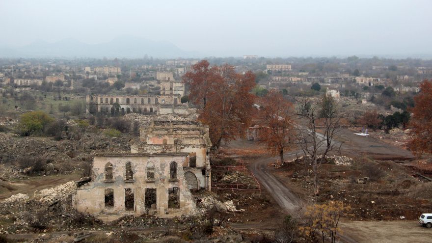 Unesco pide a Azerbaiyán que permita evaluación del patrimonio del Karabaj