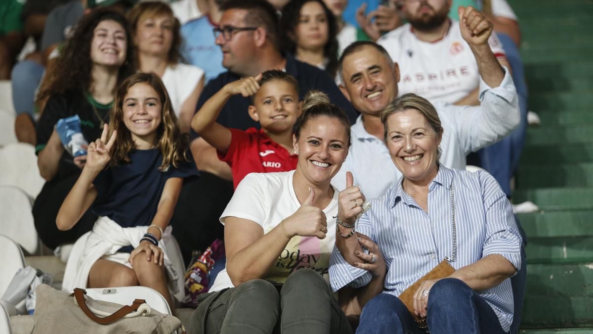 Grada Blanquiverde del Córdoba CF - Cultural Leonesa