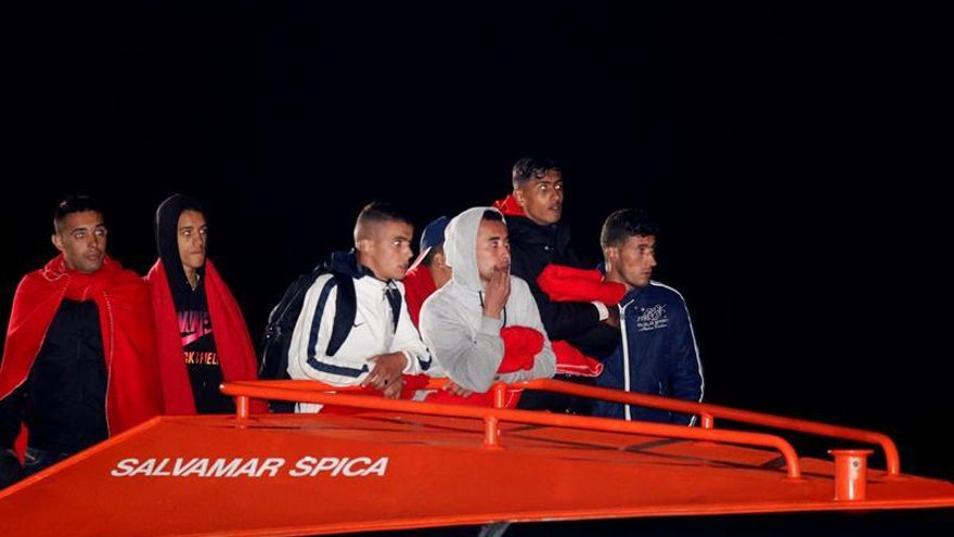 Rescatados 104 inmigrantes de seis pateras en las costas de Almería