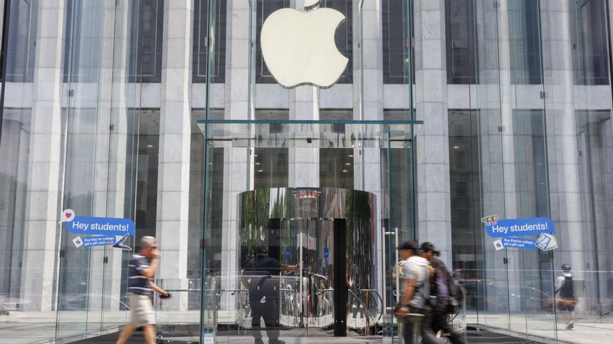 Apple ganó 61.110 millones de dólares en el primer semestre del ejercicio 2025, un 6 % más