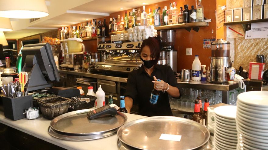 Un restaurante de Tarragona, el miércoles tras conocerse las restricciones anunciadas por la Generalitat.