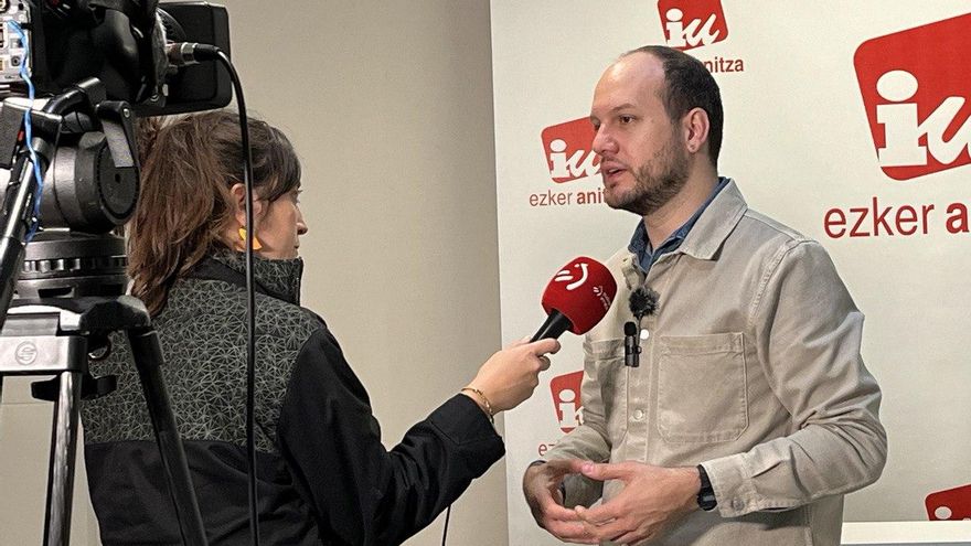 Relevo en IU en Euskadi: Martínez Zatón sustituye a Salud, que cierra un ciclo de doce años en el cargo