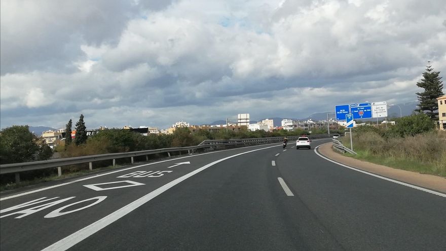 El Consell de Mallorca promete analizar "todos los informes" con el fin de eliminar el carril bus VAO