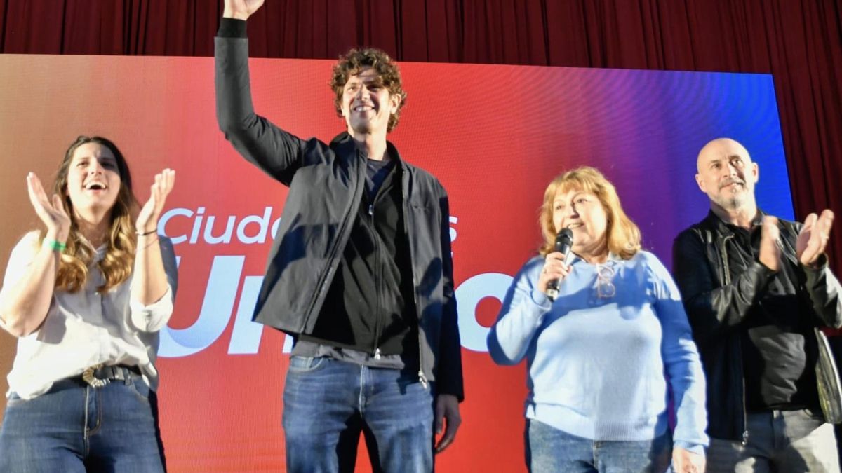 Lousteau, el domingo pasado, luego del cierre de las elecciones.