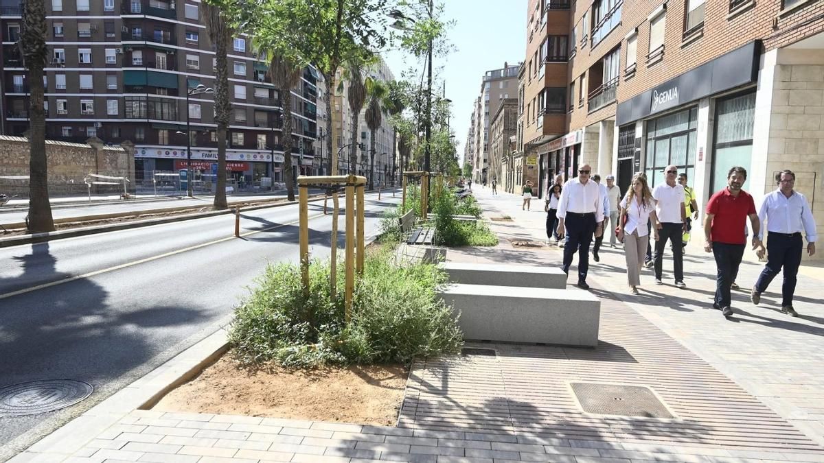 Reabierto al tráfico un tramo de la avenida de Giorgeta de València tras la reurbanización que concluirá en septiembre