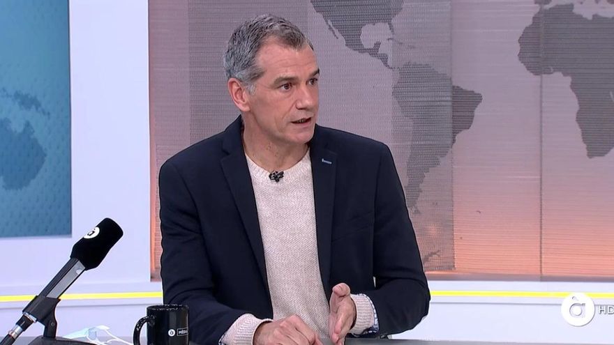 Toni Cantó, durante su entrevista en À Punt.