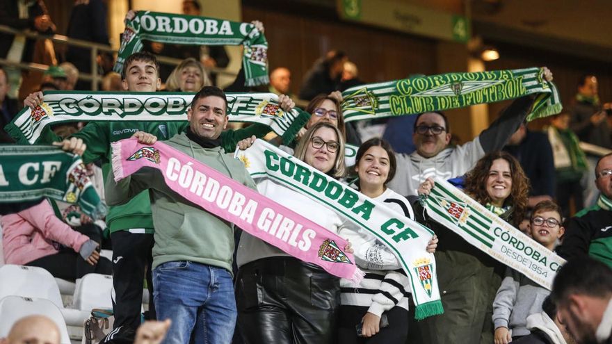 Grada Blanquiverde del Córdoba CF - Cádiz CF