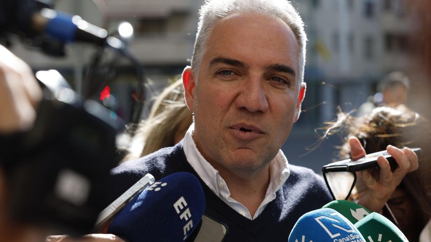 Bendodo acusa a Sánchez de conocer la corrupción, taparla y "proteger" a Ábalos