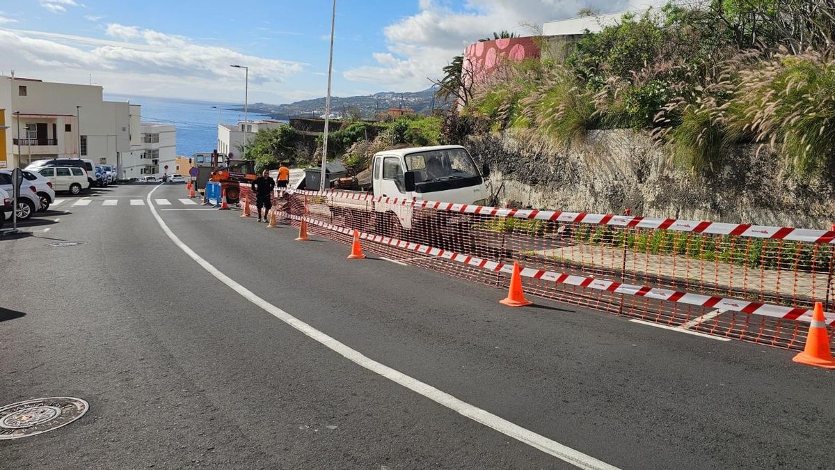 Santa Cruz de La Palma inicia las obras de una nueva bolsa de aparcamientos para mejorar la movilidad en el barrio de Santiago