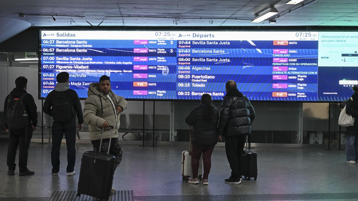 Huelga de trenes: cómo comprobar si tu viaje está cancelado y qué hacer con los billetes