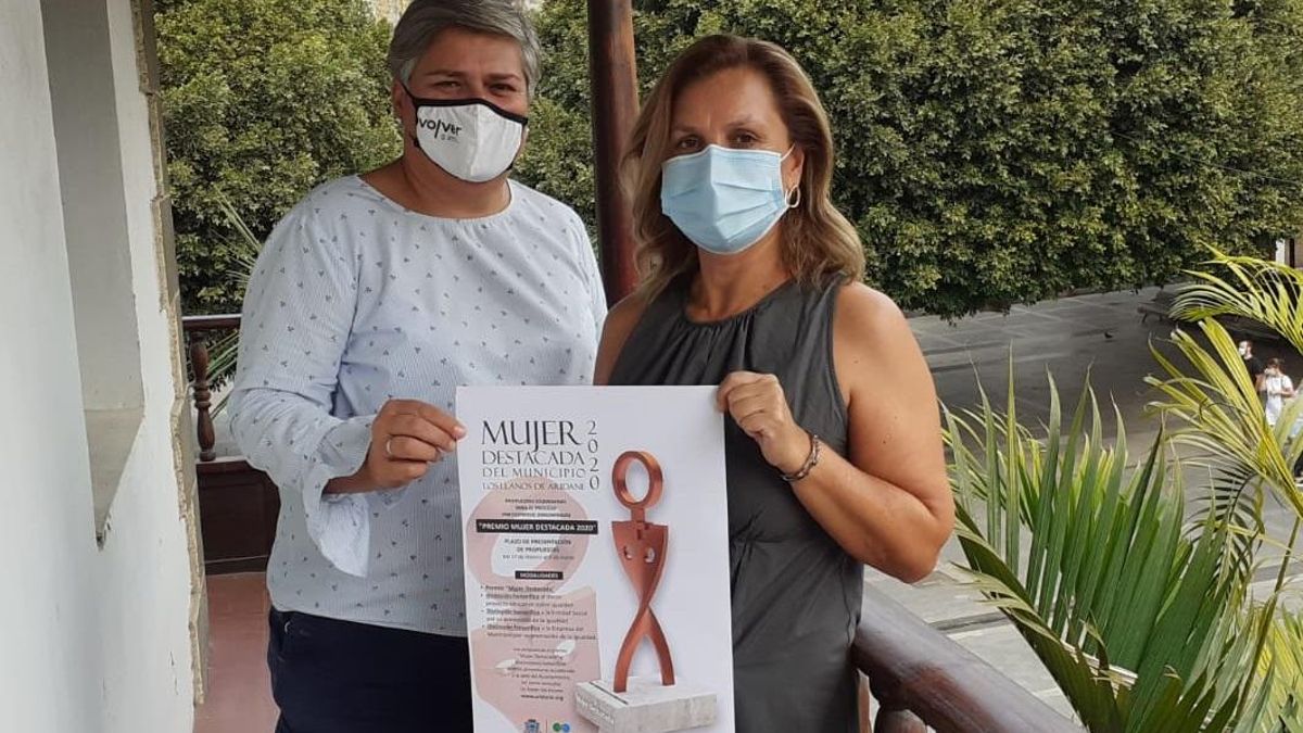 Noelia García y Elena Pais.