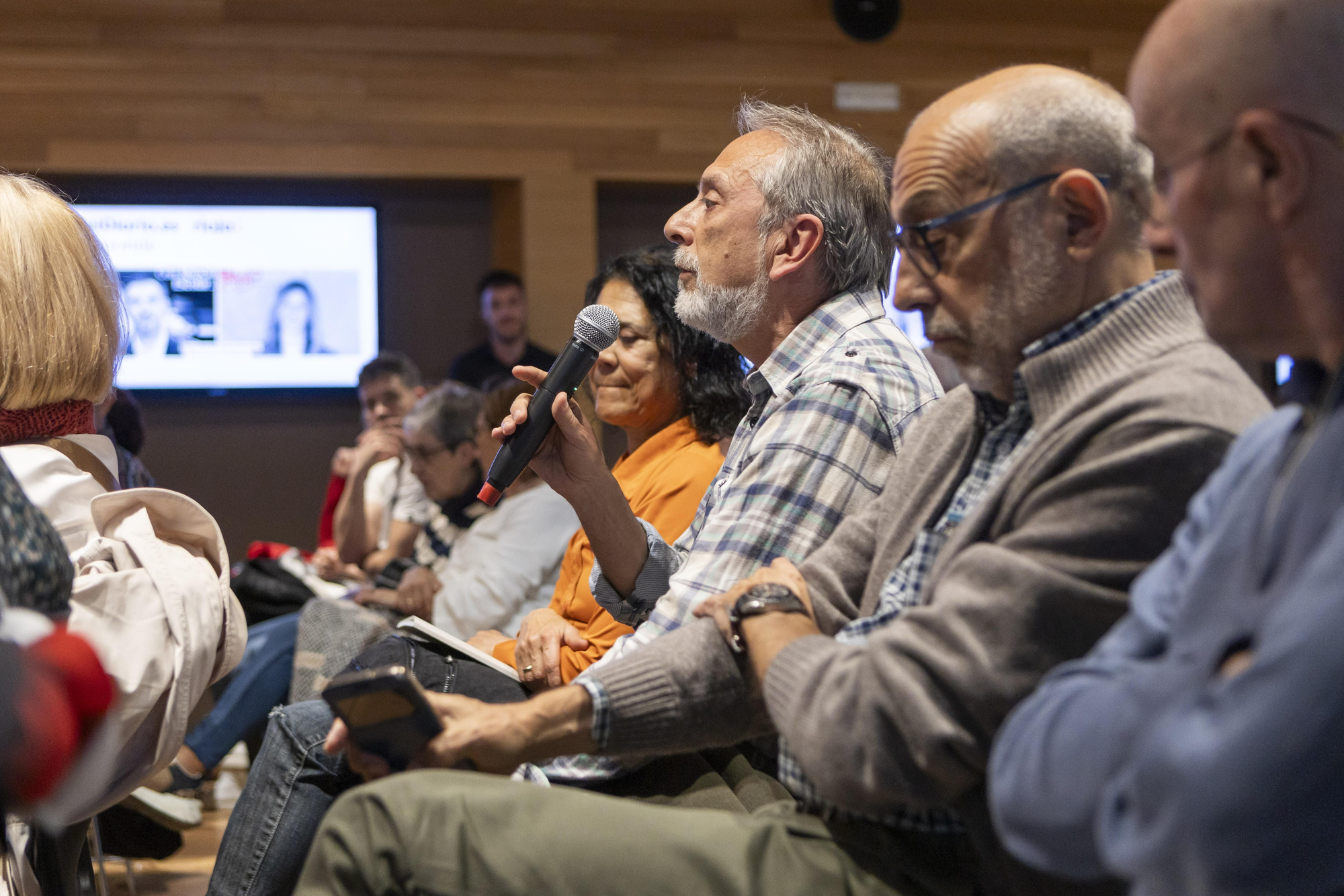 Más preguntas de los socios para Ignacio Escolar