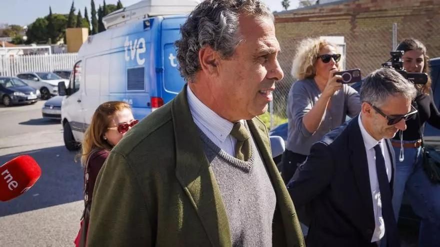 El nieto de la duquesa de Alba admite que sus pozos carecían de contador de agua y alega que no sabe cómo funciona la finca