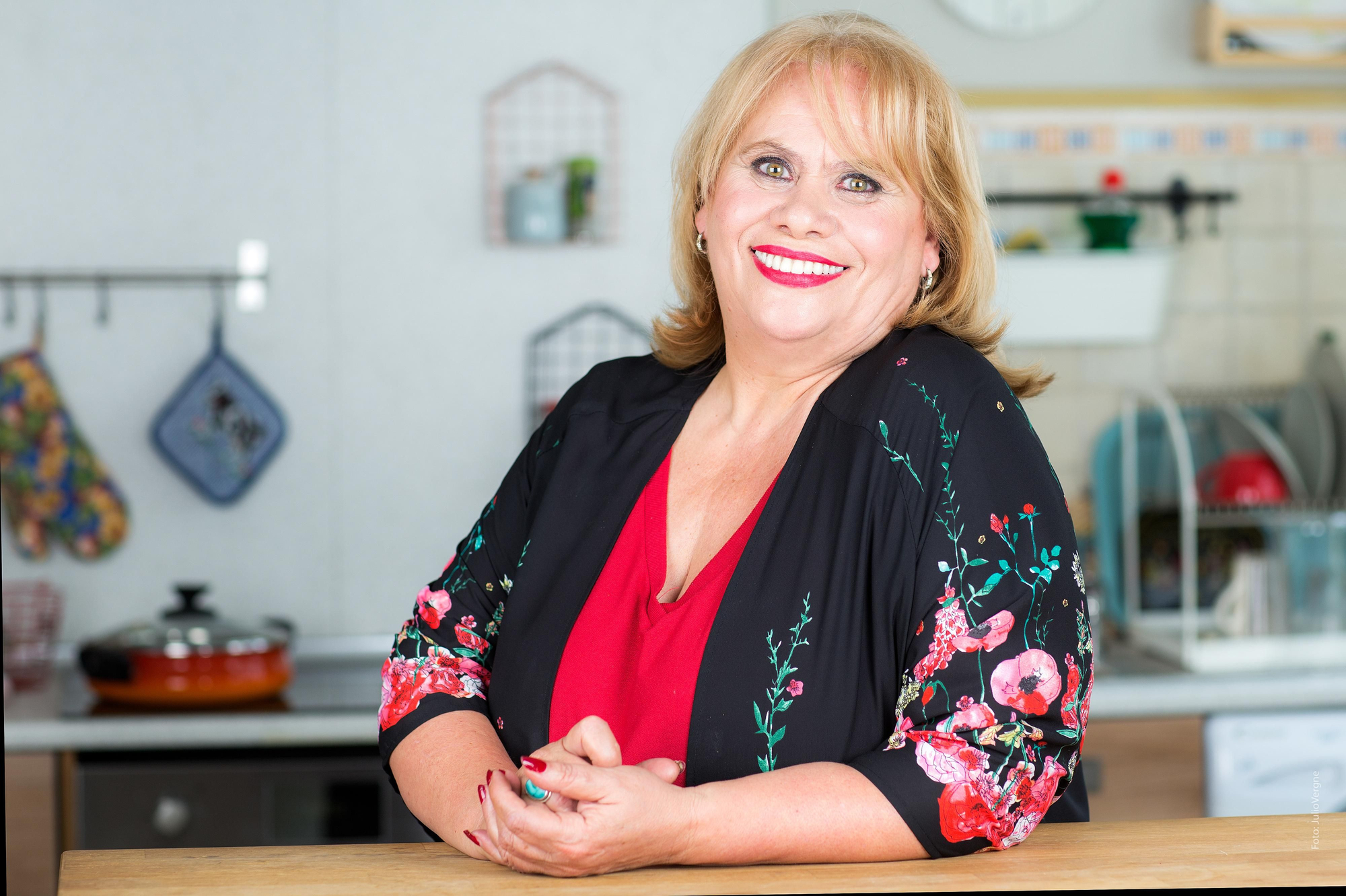 'Allí Abajo' muestra los posados oficiales de su tercera temporada