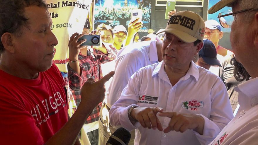 Perú acusa a Colombia de invadir su espacio aéreo con avión sobre isla reclamada por Petro