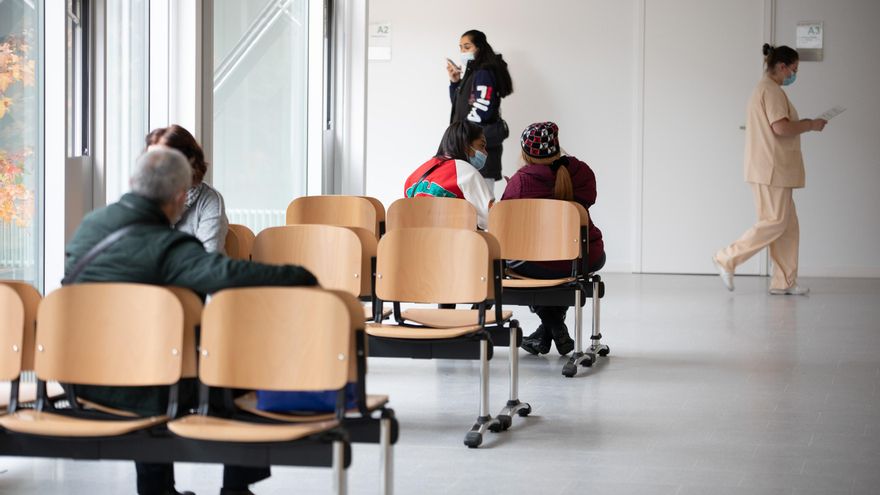 Solo 10 de los 2.500 médicos de Galicia acuden a la oferta de la Xunta para cubrir guardias a cambio de sobresueldos