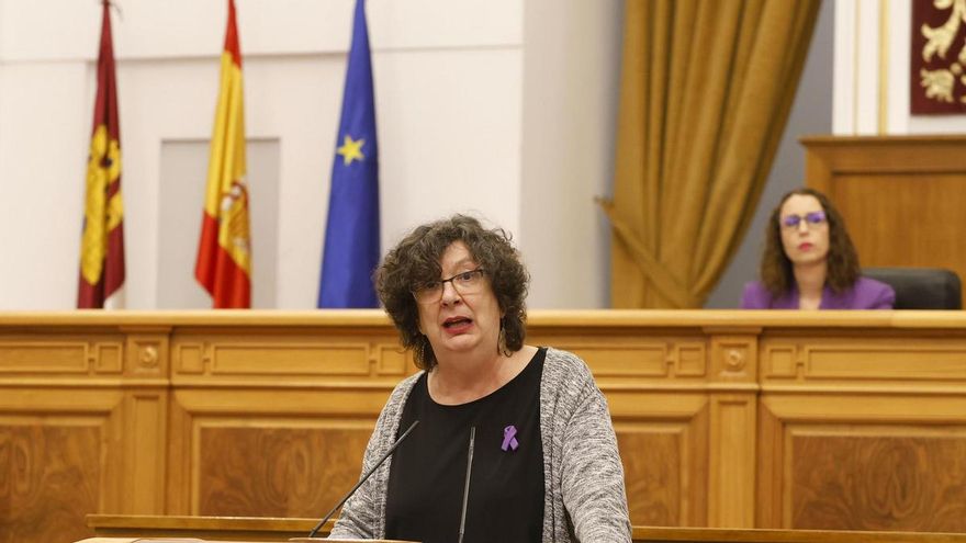 Rosario de Miguel, docente: "En los años 70 había una asignatura para ser buena madre y la perfecta ama de casa”