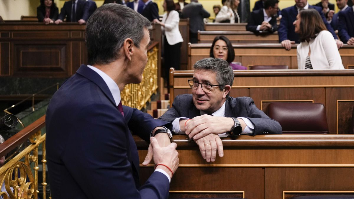 La izquierda entra en la fase de "esto es una mierda" con el caso Zapatero