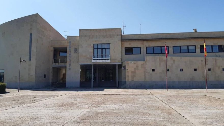 El Pleno de San Andrés reprueba al concejal de Cultura ante los "insultos y amenazas" que denuncia la edil de IU