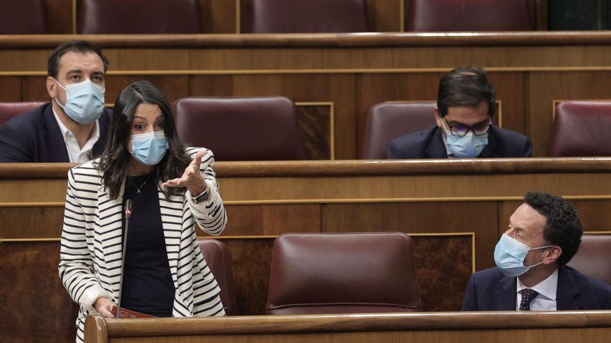 La presidenta de Cs, Inés Arrimadas, interviene en una sesión de control al Gobierno en el Congreso de los Diputados