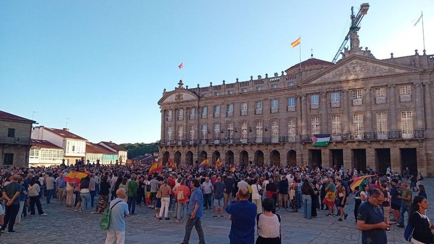Manifestación en Santiago de Compostela a favor de Ceuta.