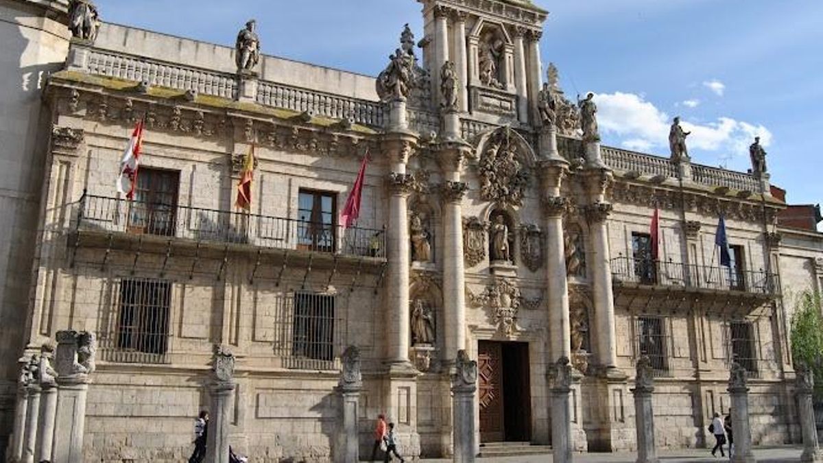 La Universidad de Valladolid despide al profesor que justificó en redes sociales el homicidio de un joven
