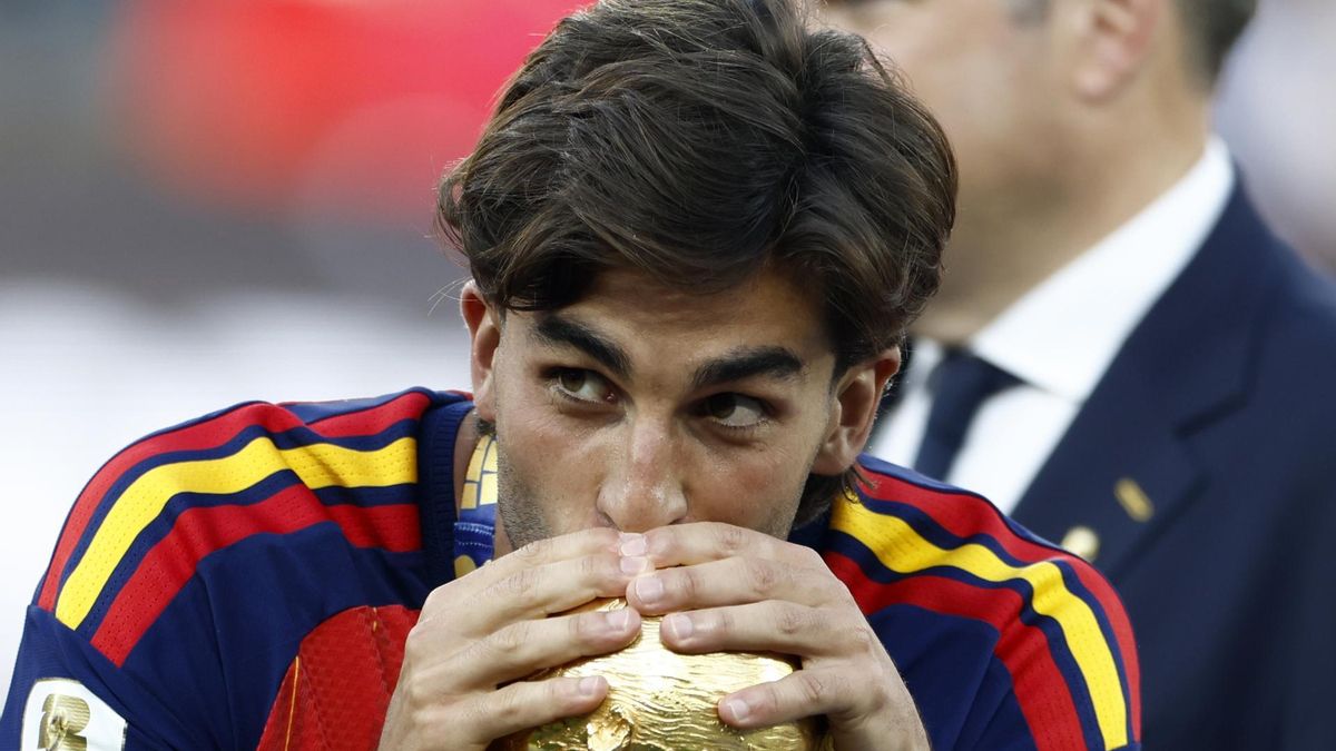 Pérez Llorca nombrará a Ferran Torres embajador e imagen internacional de la Comunitat Valenciana