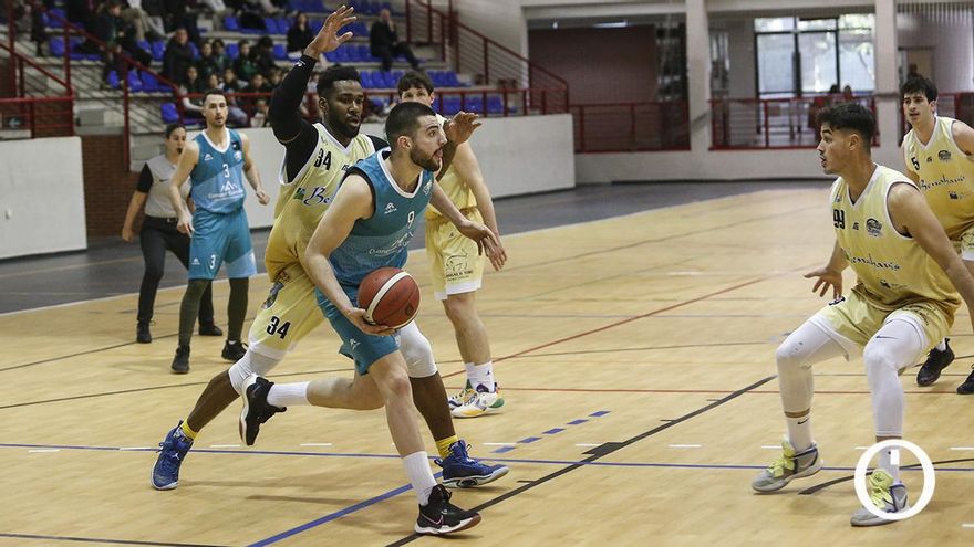 Imagen de un partido del UCB 