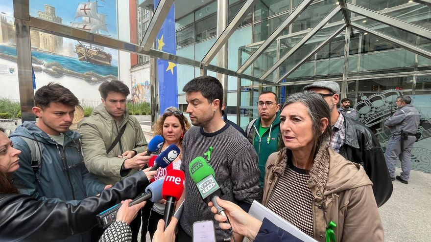 Los sindicatos docentes de Cantabria recurren los servicios mínimos de la huelga por considerarlos "abusivos"