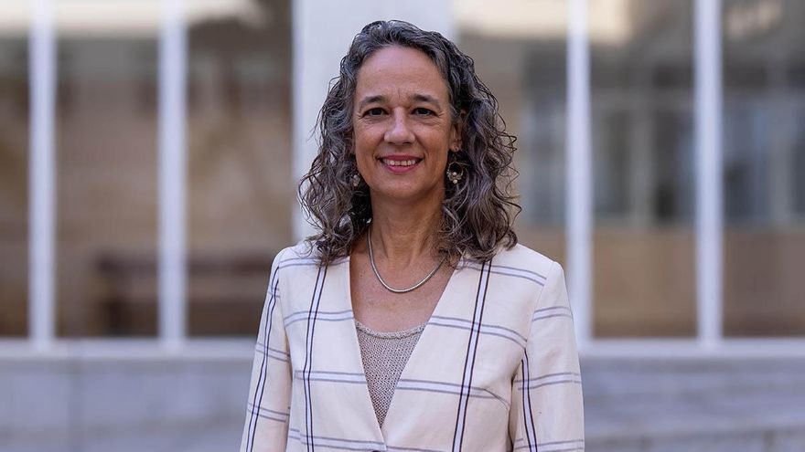 La presidenta de los epidemiólogos: "Los migrantes no traen enfermedades, las contraen aquí por las malas condiciones en las que están"
