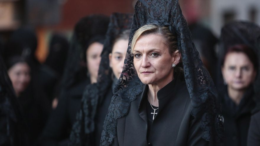 Celebración del acto de El Encuentro en el transcurso de la Procesión de los Pasos de León