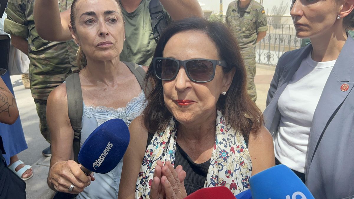 Margarita Robles comunica al presidente del Senado que no comparecerá la semana que viene como pide el PP