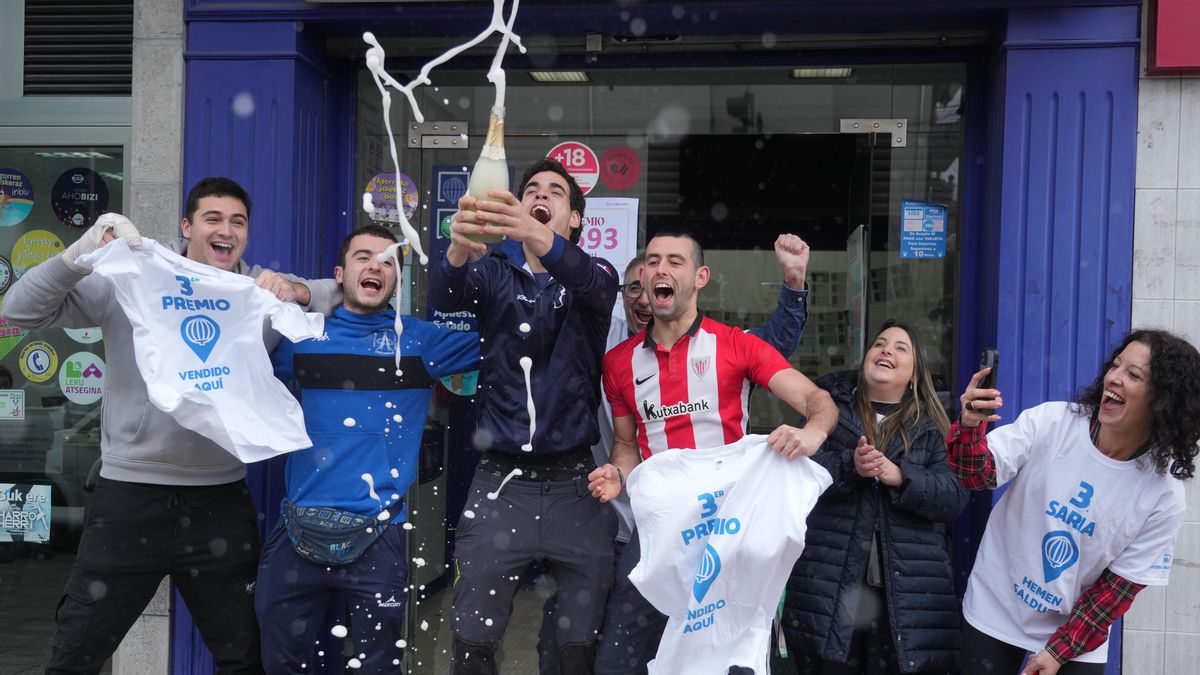 La Lotería de Navidad deja 16 millones en premios en Euskadi, la mayoría repartidos por un club de rugby de Igorre