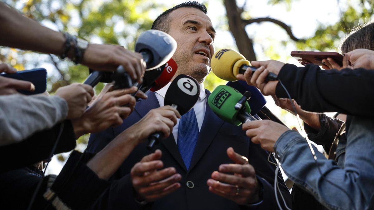 Vicente Mompó: "En ningún momento ni me he postulado ni nada parecido. Son interpretaciones que se hacen de mis palabras"