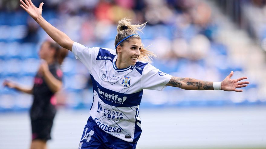 El Costa Adeje Tenerife gana y afianza la cuarta plaza